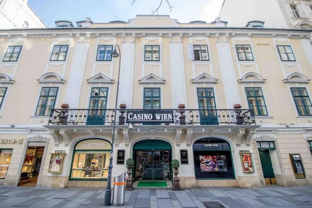 Design Apartment In The Centre Of Vienna Austria